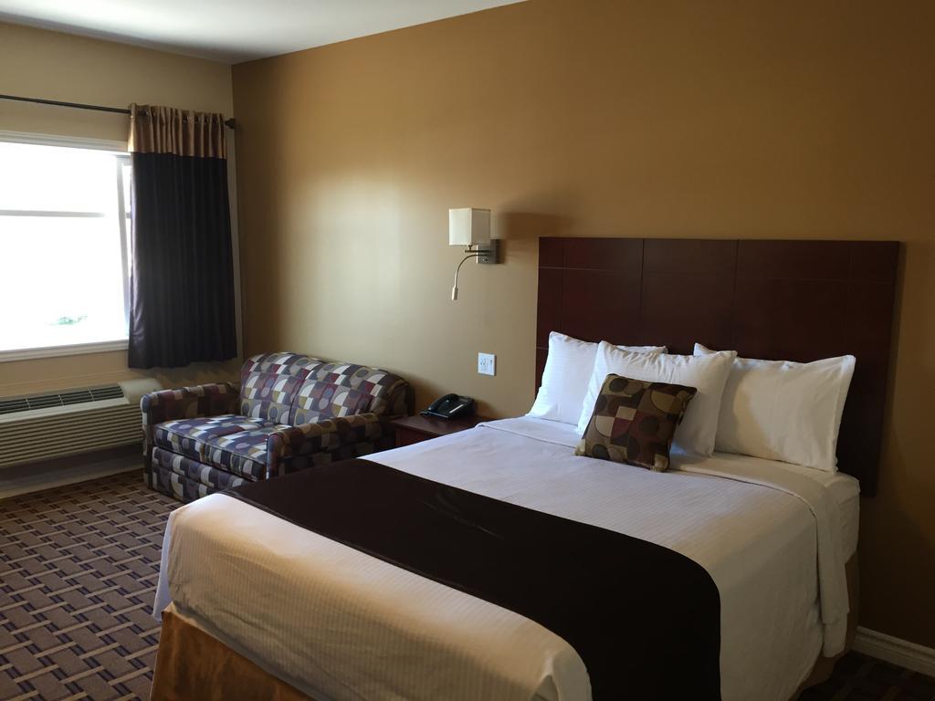 Fox Motor Inn Greater Napanee Ngoại thất bức ảnh