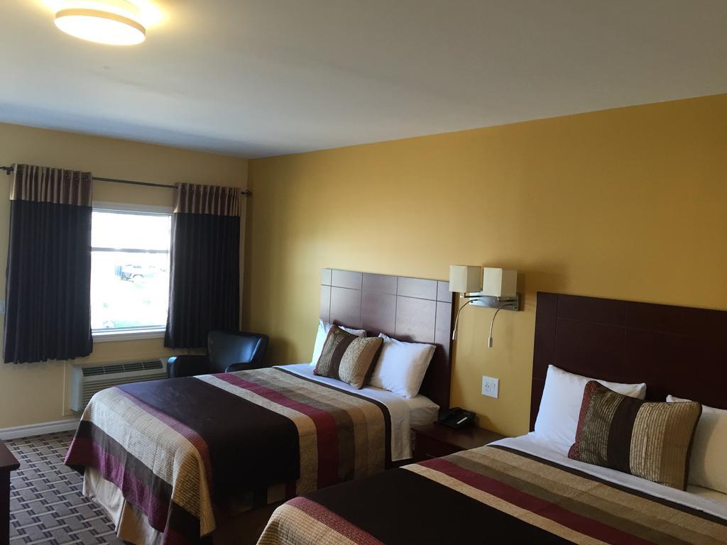 Fox Motor Inn Greater Napanee Ngoại thất bức ảnh
